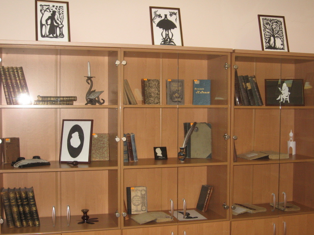 Торжественное открытие библиотеки-музея Н.Н. Страхова (2009)